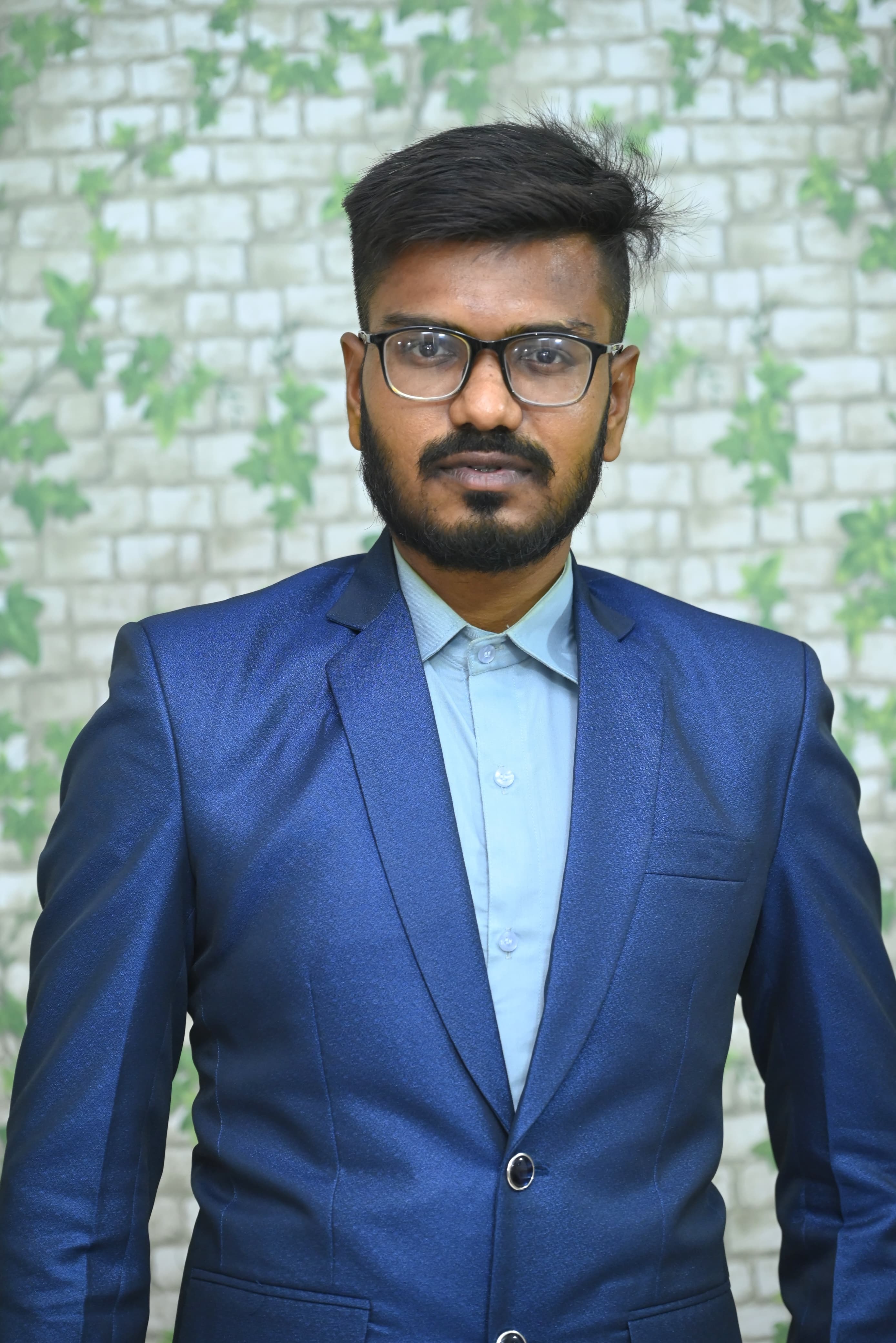 Shri Manishkumar G. Jadav : Assistant Professor (Economics)
